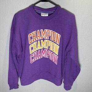 Champion Sweatshirt Womens Small Purple Crewneck Champion Logo Graphic Pullover
